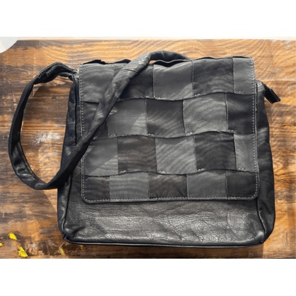 Vera Pelle Black Patchwork Leather Messenger Bag Vintage Y2K Crossbody Large